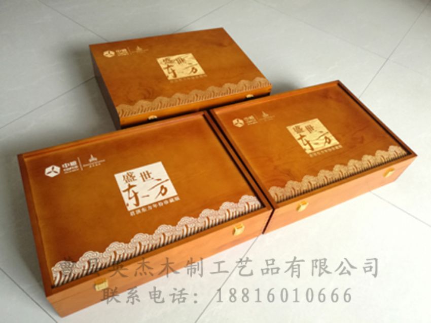 點(diǎn)擊查看詳細(xì)信息<br>標(biāo)題：木制紅酒盒 閱讀次數(shù)：817